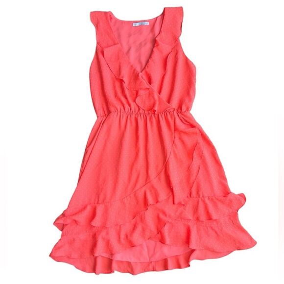 Potter's Pot Dresses & Skirts - Potter's Pot Women's Coral Ruffle Dot Dress - Size Medium